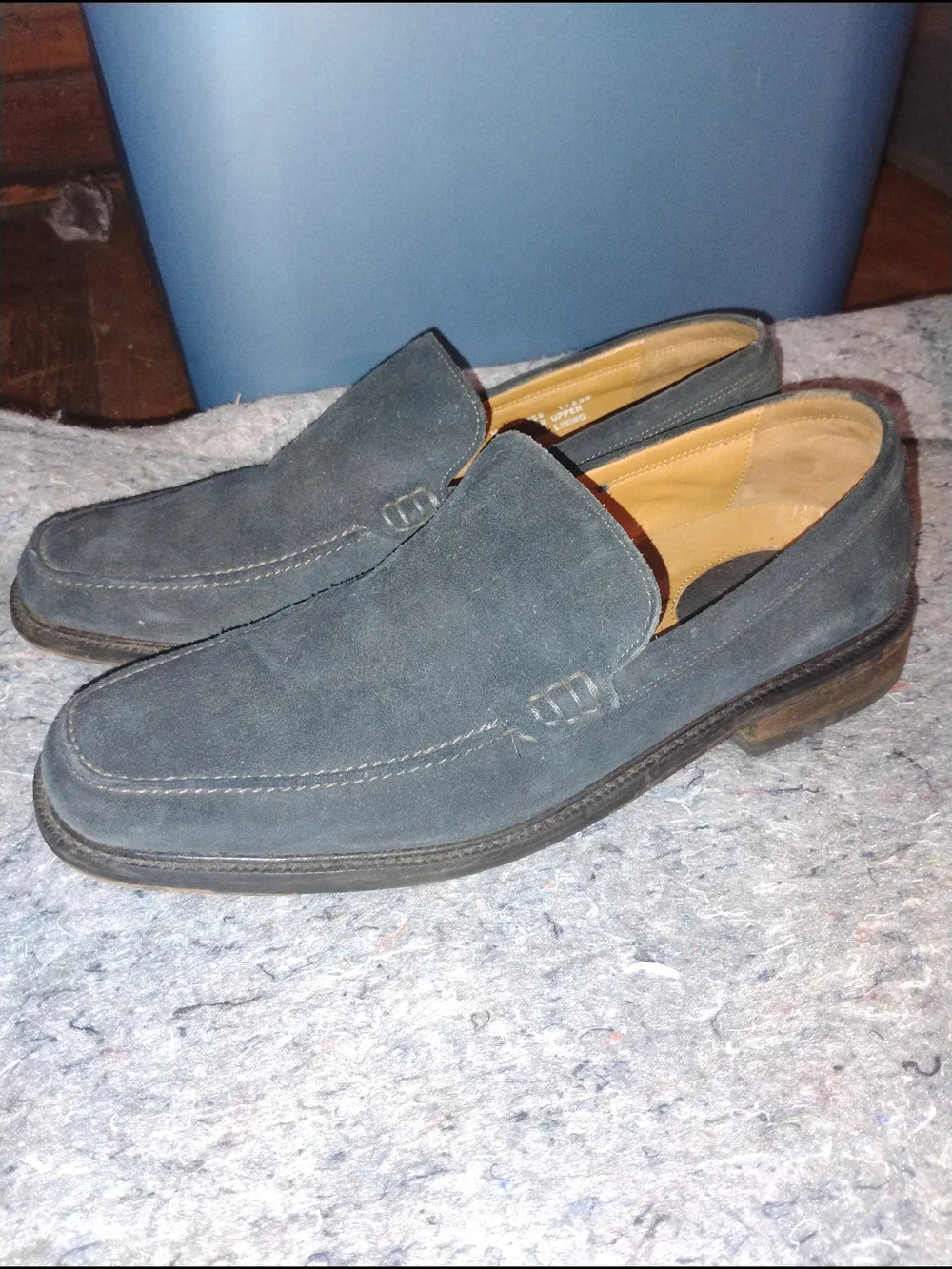 Bostonian Men's Suede Loafers in Gray